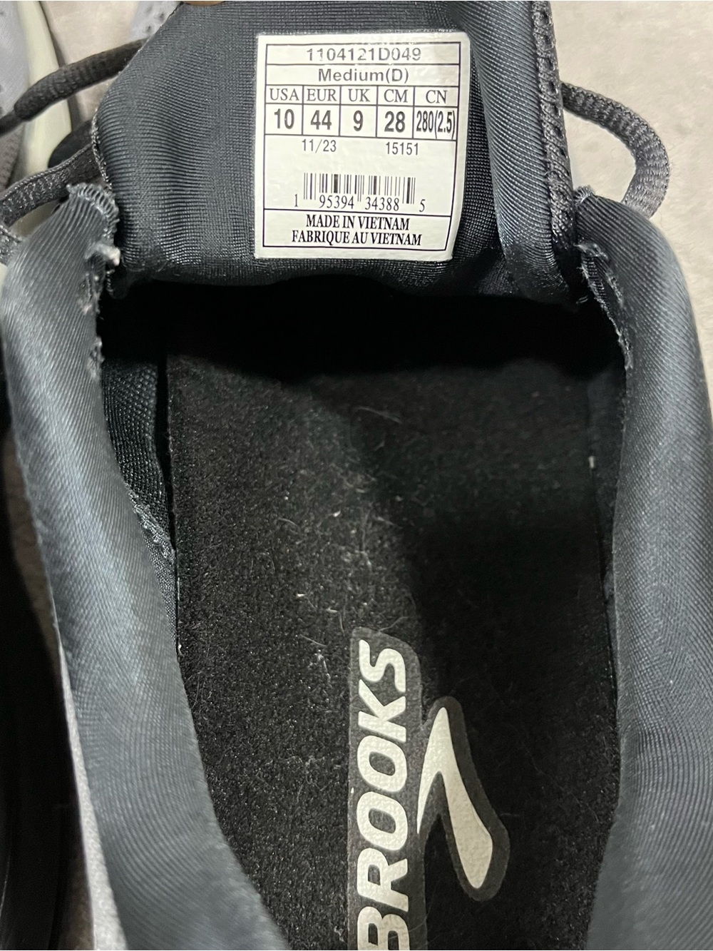 Brooks Trace 3 mens running shoes size 10 (D) Gray Black color - Picture 8 of 11